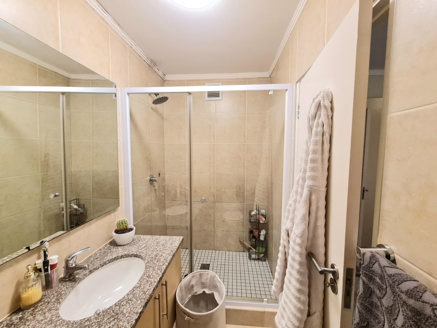 1 Bedroom Property for Sale in De Waterkant Western Cape